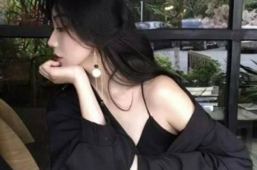 42 娱乐速递：粉底液将军风波、宋雨琦缺席《跑男》、李荣浩口才真相都在这